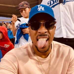 Rickey Brown Instagram - 🗣LFG!!!! LA we littttt!!!!!!🔥🔥🔥This Laker/Dodger parade is about to be INSANE! I can’t wait to get back home😩😩😩 #inglewood#lanative#dodgers#lakers#champions#cityofchampions
