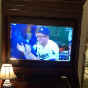 Rickey Brown Instagram - 🗣LFG!!!! LA we littttt!!!!!!🔥🔥🔥This Laker/Dodger parade is about to be INSANE! I can’t wait to get back home😩😩😩 #inglewood#lanative#dodgers#lakers#champions#cityofchampions