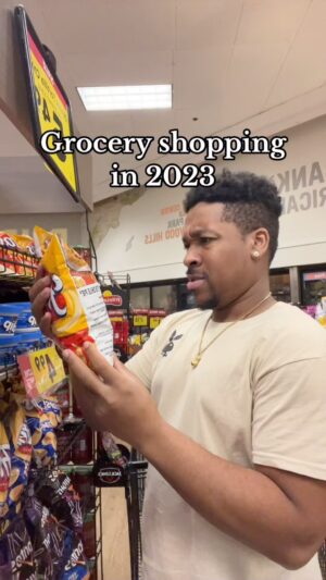Rickey Brown Instagram - This is starting to get out of hand smh #comedy #comedyvideos #comedyskits #comedyreels #skits #funny #funnyvideos #funnyskits #funnyreels #reels #explorepage✨ #explorepage #reelsinstagram