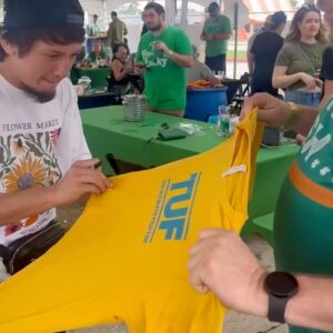 Ricky Turcios Instagram - Good times with my people, & my guy Gary got the autographed TUF29 Team Volk memorabilia💛💙💪😎 LETS GOOOOOOOO !!! #TheUltimateFighter 
@graciebarrathewoodlandstx 
@teamalphamalemma