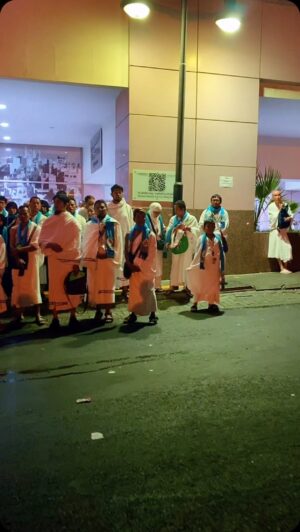 Rico Verald Instagram - Persiapan para jamaah untuk tawaf
