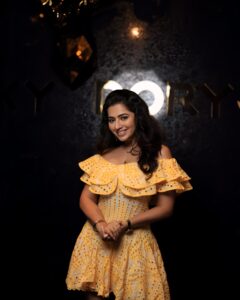 Actress Ridheema Tiwari HD Instagram Photos and Wallpapers August 2024