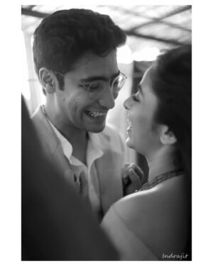 Ridhima Ghosh Instagram - 💕 Love and laughter make everything better. 💕

#monochrome #happyvibes #throwback 

📷: Indrajit