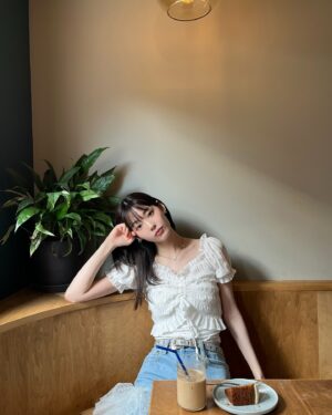 Riho Nakamura Instagram - もう8月か〜🌻