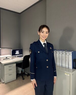 Rika Izumi Instagram - 連続ドラマＷ「密告はうたう２警視庁監察ファイル」
いよいよ今夜10時から放送スタートです！

ぜひご覧ください✨

#密告はうたう2 
#wowow