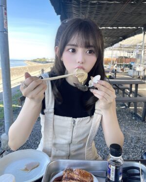Rio Omori Instagram - ・
・
今年も大好きな浜焼きBBQ行けたよ🍖🔥

まずはハマグリ、豚ねぎま！！
今回も色々食べたからまた載せるね🤤💭
・
・
#大森莉緒 #おーりお #おりおの食 #魚太郎  #浜焼き #海鮮 #バーベキュー #串焼き #知多半島 #BBQ #food #ınstagood #instapic #good #instaphoto #패션 #코디 #오늘의코디 #오늘의패션 #전신샷 #코디스타그램 #옷