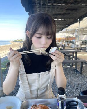 Rio Omori Instagram - ・
・
今年も大好きな浜焼きBBQ行けたよ🍖🔥

まずはハマグリ、豚ねぎま！！
今回も色々食べたからまた載せるね🤤💭
・
・
#大森莉緒 #おーりお #おりおの食 #魚太郎  #浜焼き #海鮮 #バーベキュー #串焼き #知多半島 #BBQ #food #ınstagood #instapic #good #instaphoto #패션 #코디 #오늘의코디 #오늘의패션 #전신샷 #코디스타그램 #옷