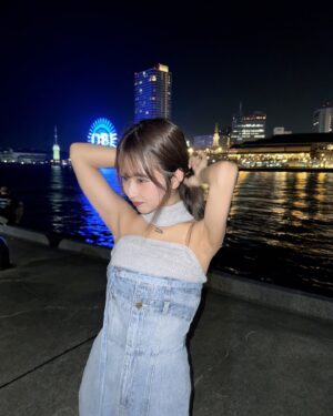 Ririka Moriwaki Instagram - 神戸の夜景だいすき🌃⭐️
七夕だよー🎋！みんなのお願いおしえて🍒
.
.
.
.
.
先日@unelimit_kurumi 【 @unelimit_official 】に今月も行ってきました💨🤍今回のメニューはカーボキシー！🟢
メイクノリが本当に変わって、👀！ニキビ跡ほぼなくなってきた🥹🩷🩷とにかく、間のマッサージ気持ち良すぎてだいすきなの笑

毎月ぜったい欠かせない パリジェンヌとアイブロウを今月も @une_fleur_yurika さんにしてもらったよー👀🩷
一ヶ月よゆーーでまつ毛上がりっぱなしでDMですぐ取れちゃうって結構相談来てたからぜひ行ってみてね🙆🏻🩷
毎日のめいくがらくちんー！#pr