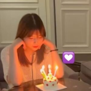 Risa Watanabe Instagram - 26歳になりました🍋
たくさんのメッセージ ありがとうございます🫧🫧

📷 @fuustagram215