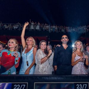 Risto Mejide Instagram - Gracias @starlitefestival, @sandrastarlite y @andymolina92 por una noche con @ricky_martin junto a gente buena y buena gente! Espectacular!