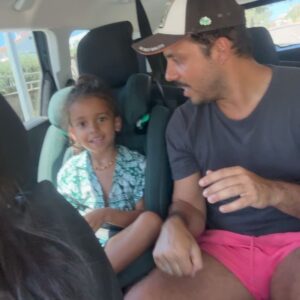 Rita Pereira Instagram - Nasci e cresci em frente à praia mas desde bebé que passei férias no campo, em ribeiras, praias fluviais, fosse em casa dos meus avós na Beira Beixa, fosse a acampar por Portugal. 
Sempre disse que seria algo que quereria partilhar com os meus filhos. Estou a cumprir a promessa e o Lonô também está a adorar. Já estou ansiosa para que tenha idade de ir para os escoteiros ✌🏾

Passei dias maravilhosos aqui em Pedrógão Grande (e arredores). Obrigada @bernardorgoncalves e @tiagocareto 🤎

Do que gostam mais nas férias, praia ou campo?!