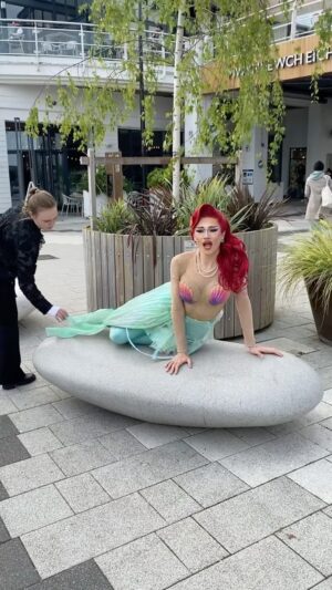 River Medway Instagram - @rivermedway looks so divine as Ariel in @unfortunatemusical! Did you spot us out and about yesterday?

#unfortunatemusical #rivermedway #cardiff #mermaidquay @mermaidquay