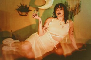 Rivkah Reyes Instagram - something tells me you’ve been a NASTY girl 👁️🫦👁️
come on out to my show on wednesday @dynastytypewriter with @jess_perlman @mattrogerstho @goldsoundz_ and LA’s best improvinistas 🔮🫶🏼 I’ll be performing one of my new songs and doing lots of live witchcraft for the new moon 😱 gonna be sensual and spooky
📸: @parishelena