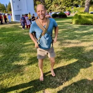 Rob Greenfield Instagram - The walk has begun!

On Sunday evening I started walking from the Canada/US border in Blaine, Washington and I am now 30 miles in to the 1,700 mile walk down the Pacific Coast to Los Angeles, California.

I walked the first 20 miles barefoot with a 30 pound pack. Yesterday I mailed about 10 pounds ahead to lighten my load. Today I put on my homemade wool booties and walked 10 miles to Bellingham where I am currently sitting at the public library to write to you. 

I am very interested in what I can do with my body and with materials that I have sourced through my relationship with the land. After 10 miles today the leather soles that I recently sewed on to my wool booties are almost worn through. 

This walk is an experiment in simple and sustainable living. I have numerous challenges I am facing and more ahead. I do not have a support vehicle, but I am also not "self-supported." This is a community supported walk. I will support the communities I pass through and they will support me.

At the border I was met by about 7 others and we all walked the first 3 miles together. I have connected with numerous Dear Friends in the last few days, many of whom have followed me here on social media for years. It's been beautiful to share moments with them.

I am walking to slow down and get into a natural flow of life. I am walking with much intention for inner growth and development. I am walking to deepen my integrity and truth. I have a lot to think about and a lot to share with you. 

That's all I'll share for today. I am feeling out this new journey. I am definitely struggling, so I must focus on meeting my basic needs and keeping my body healthy. 

Love,
Robin

This photo was taken as I put the pack on to take the first steps.