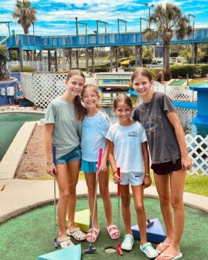 Rob Mariano Instagram - We had a pretty serious round of miniature golf today… I don’t know where these kids get their competitiveness!?!?! #LuciaRose #CarinaRose #IsabettaRose #AdelinaRose  in case you were wondering..Daddy won! maybe next time kids!!! lol ⛳️