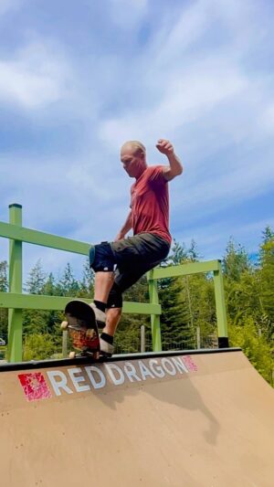 Rob 'Sluggo' Boyce Instagram - Get up stand up 😊 #skater