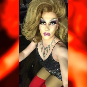 Robbie Turner Instagram - You can think you’re AMAZING without thinking you’re better than everyone else.
-
-
-
#DontBeADick #illtellyouforfree #beautyisthebestrevenge #dragrace #robbieturner #style #fashion #AreThoseTheNewChanelBoots #dontjudgemebymycoverimarealgoodbook
-
-
-
@rupaulsdragrace @wowreport @vh1 @logotv @rupaulsdragcon -
-
-
💇🏻‍♀️ @wigsandgrace 
Agent: @executiveprandtalent 💄 @lucy_paradisco 
Makeup @sugarpill