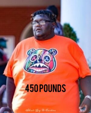 Robert Dean III Instagram - About 4 years ago I was having health issues because of my weight, I was depressed and not happy with myself. Now I’m down a hundred pounds (Which is one of my goals which when I started), & working out daily consistently and if you would ask my self 10 years ago about a gym he would prolly say “F*** you!” lol This weight loss journey is not easy I came down 100 lbs and I want to lose 100lbs more