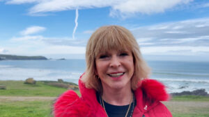 Robert Fripp Instagram - An 11 mile bike ride, nature mimicking art, the Cornish coast… some of this week’s Upbeat Moments on Toyah & Robert’s latest episode premiering today at 19:00 CET on Toyah's YouTube.

#toyahwillcox #robertfripp #toyahandrobert #upbeatmoments