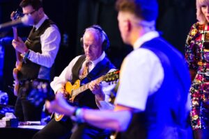 Robert Fripp Instagram - Toyah & Robert, and Fab Band, and Wonderful Audience at Field Of Avalon - Glastonbury! Join the T&R's summer Rock Party! (dates & tickets link in bio)
Photos courtesy of @markpickthall