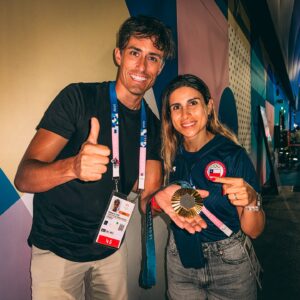 Roberto Cox Instagram - 🥇 Chilena de oro
🙌 Gracias @fran.crovetto por esta enorme alegría.