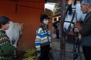 Roberto Enríquez Instagram - 🎬 Detrás de cámaras: #cortometrajeTitán (Dir. María Salgado Gispert, 2022)

📸: Gloria Salgado Gispert

‘Titán’ fue uno de los dos proyectos seleccionados en el Concurso CIMA (Asociación de Mujeres Cineastas y de Medios Audiovisuales) para la realización de cortometrajes contra la violencia de género. 💜