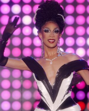 Robin Fierce Instagram - This time last year, we were wrapping it up girl. Wow, what a time! 

👗: @fashiontrrash 
💇🏽‍♀️: @wigsandgrace 

#drag #makeup #gown #rpdr #rupaulsdragrace