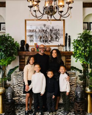 Rockmond Dunbar Instagram - I’m wealthier than I’ve ever been. All gratitude to the Ancestors and The Most High. Your protection is undefeated and my gratitude is infinite. 🙏🏾
