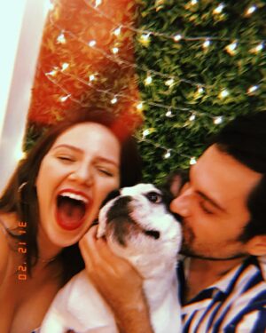 Rodolfo Valente Instagram - Tchau, 2020! Feliz ano novo, amigas e amigos. Um lindo caminhar para nós, com muita luz e amor ✨