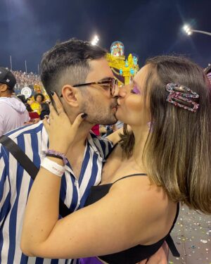 Rodolfo Valente Instagram - Pro amor cantar mais alto 🤍🎉