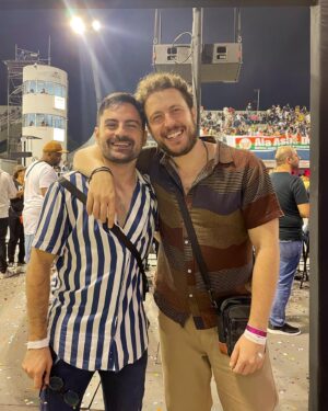 Rodolfo Valente Instagram - Pro amor cantar mais alto 🤍🎉