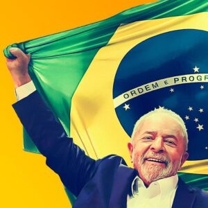 Rodolfo Valente Instagram - Fim do pesadelo. Agora é hora de reerguer o país, com alegria e esperança. Viva, presidente @lulaoficial! Gigante! Água nova brotando e a gente se amando sem parar ❤️⭐️