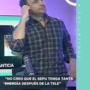 Rodrigo Sepúlveda Instagram - 🤔“No creo que el @rodrigosepulvedalara tenga tanta energía después de estar en @meganoticiascl”

El Sepu: