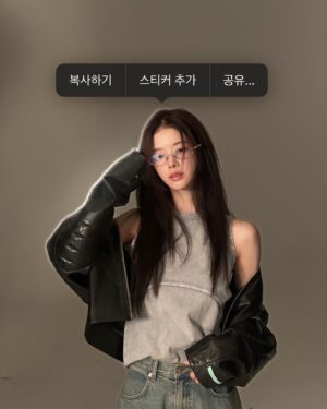 Roh Jeong-eui Instagram - 열심히 꾸며봤습니다 .. 🖤