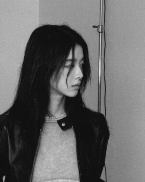 Roh Jeong-eui Instagram - 열심히 꾸며봤습니다 .. 🖤