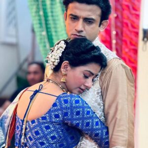 Romit Raj Instagram - R ❤️ R 
Dearest Fans,
Just For All You Lovely Souls...
Thank you so much for all the love ❤️ Means a lot... 
#yrkkh #yehrishtakyakehlatahai #ruhit #dkp #starplus #love #mohabbat #ishq
