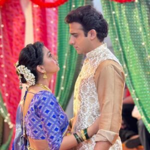 Romit Raj Instagram - R ❤️ R 
Dearest Fans,
Just For All You Lovely Souls...
Thank you so much for all the love ❤️ Means a lot... 
#yrkkh #yehrishtakyakehlatahai #ruhit #dkp #starplus #love #mohabbat #ishq