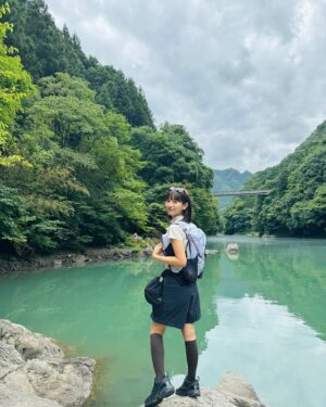 Ron Monroe Instagram - 吸收氧气！山に行って、新鮮な空気をたっぷり吸ってきました！