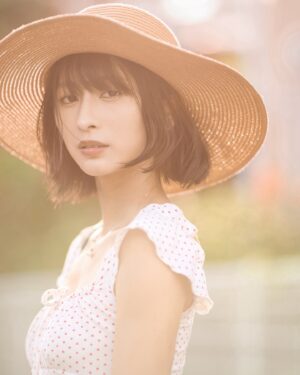 Ron Monroe Instagram - ハロー、今日は私の29歳の誕生日ですwww

でも実は、私にとって誕生日は普通の日と変わりません。毎日が誕生日のように祝う価値があるんです。だから、周りの人にパーティーや誕生日プレゼントもいらないと伝えました。

今日は、明日の出張のために新幹線のチケットを買いに行って、それからいつも一緒に登山する友達とランチをして、最後に家に帰って掃除をする予定です。

見た目はシンプルな一日ですが、私にとっては最高の一日です。なぜなら、毎日が最高の一日だからです。20代最後の一年、しっかりと世界を感じながら過ごしていきたいと思います。

そして、皆さん、いつも応援してくれてありがとうございます❤️