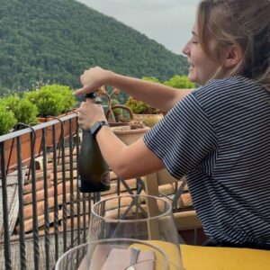 Rosalie Vaillancourt Instagram - Gros coup de cœur pour Metato et tous les petits villages autour. Si vous voulez vraiment découvrir l’Italie y’a rien de mieux que d’aller dans les places que tu penses que ton char ne peux pas se rendre.