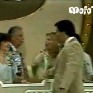 Rosamaria Murtinho Instagram - Eu tive a honra de fazer uma novela na emissora dele. Sempre simpático, querido e amado por todos, não é a toa que o Brasil chora a sua partida, mas as coisas boas e o legado que ele construiu, permanece para sempre. Até, Silvio 🥀 #silviosantos