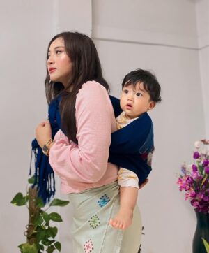 Rosangpuii Ralte Instagram - Nau puakpuan tha deuh deuh,mawi si chi hrang hrang @zamzo_handloom ah hian lei tur a awm bawk e,Kạn veng naute hmeltha ber baby jaevier nen puakpuan kanlo fak anihhi🥰🥰🥰❤️