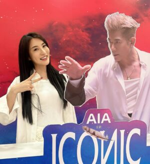 Rosina Lin Instagram - 人生買的第一張CD就是Aaron的，今日終於有機會同偶像影自拍啦，好型好帥🫶🏻🤩真係好激動開心，多謝您呈現咗一個咁精彩嘅演唱會比大家，舞台王者魅力無法擋，無論音樂舞蹈舞台效果書畫全部都好正！同屋企人睇偶像演唱會💕係幸福! 多謝小美姐同 Joanne～