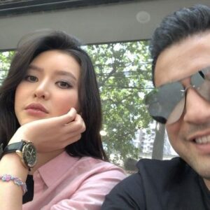 Rouzbeh Moeini Instagram - سريال ساخت ايران٢ ميچارو يادتون مياد؟
خيلى باهوش و با استعداده😉😆
ساخت ايران٢ رو كيا تا آخرش ديدن و كدوم نقش و بيشتر دوست داشتيد؟
#روزبه_معینی #هنر #بازيگر #استعداد #عكس #سلفي #بهترين#فيلم #سينما #موزیک #هشتگ_مدیا #مديا #ايران#طنز #شوخی #ويديو 
#roozbeh_moeini #art #artist 
#instagram #best 
#hashtag #actor 
#tag #iran #korean #china