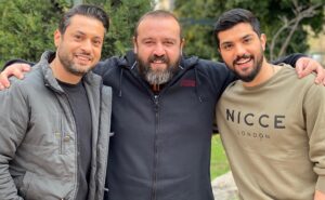 Rouzbeh Moeini Instagram - سينا جان تولدت مبارك و هميشه بدرخشى 
🎂❤️🎉

#روزبه_معینی #سينا_مهراد #فيلم #سينما #سلفي #عكس #هنر #بازيگر #تولد #آقازاده #جشن #زندگی #عشق #كارگردان #بهرنگ_توفیقی #سريال 
#roozbeh_moeini #art #artist #actor 
#sina_mehrad #best #happybirthday #happy #selfie #nice #aghazadeh
