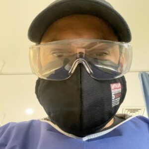 Rouzbeh Moeini Instagram - #.
براى پدر من دعا كنين🙏❤️🤲
📌لطفا لطفا لطفا پروتكل هاى بهداشتى را رعايت كنين كادر درمان خسته شدن و احتياج به استراحت دارن ولى همچنان به كار خودشون پر توان ادامه ميدن با تك تكشون كه صحبت مى كنى و از حال دلشون باخبر ميشى فقط ميتونى بگى:👇
خدا قوت خسته نباشين قهرمانان سلامت #❤️ 
يا على مدد🙏
#روزبه_معینی #لعنت_به_کرونا #زندگی#دكتر_طبرسی#دكتر_سروش #بيمارستان_نيكان #نيكان #عشق #پدر 
#roozbeh_moeini
@drpayamtabarsi