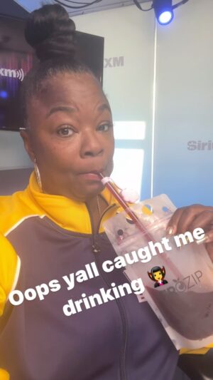 Roxanne Shanté Instagram - Oops yall caught me drinking 🤣🤣🤣 @teamnoexcuses50  tell them what’s in this drink 🥤 please