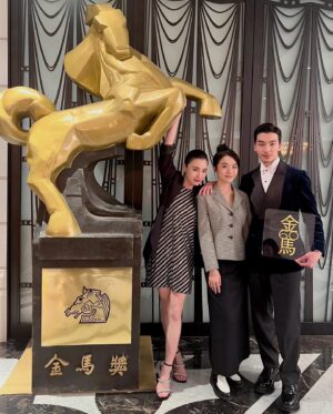 Roy Chang Instagram - ✨金馬60✨
這是一部拍了60年的電影
會一直拍下去的。

Outfit｜ 3 Pieces Suit @coller_taiwan @vatic_offical_pages
Hair Stylist ｜@zin_brian_huang 
Makeup | @iongsetsng 
Photographer | @asunch 
Team | @normalfilm.ltd 
#金馬60#金馬獎 #青春並不溫柔 
#正常人#張洛偍 #正常人影業 #ormalfilm