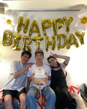 Roy Chang Instagram - 今天有人過生日嗎 沒人過我要過了🎂