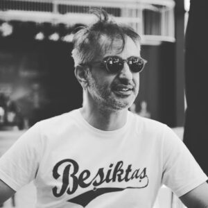Ruhi Sarı Instagram - Göğsümüzü gere gere...##beşiktaş